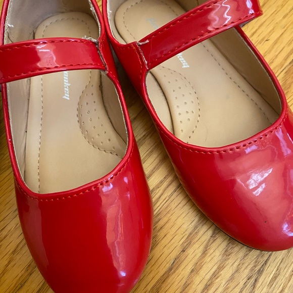 Girls shoes size 10 - Picture 4 of 6